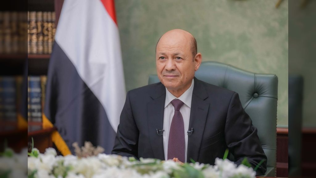 الرئيس العليمي يوجه بإنشاء نافذة في موقعه الرسمي للتواصل المباشر مع المواطنين