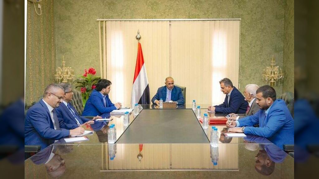 اللواء الزُبيدي يشدد على سرعة توفير حلول عاجلة لانتشال وضع كهرباء العاصمة عدن