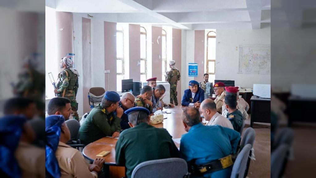 شمسان يناقش مع اللجنة الأمنية بالتربة مستجدات حادثة اغتيال حميدي