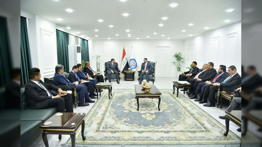 بن مبارك يبحث مع وزير العدل العراقي ملف اليمنيين المعتقلين في العراق