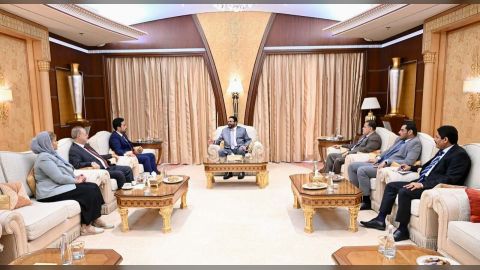 اللواء العرادة يلتقي رئاسة هيئة التشاور والمصالحة