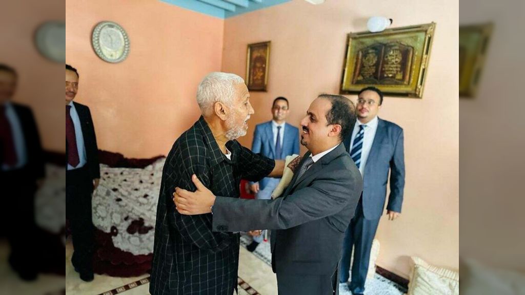 الإرياني يثمن جهود الفنانين باسعد وباعكيم في توثيق الفنون الشعبية وخدمة الفن الحضرمي