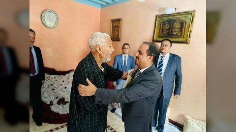الإرياني يثمن جهود الفنانين باسعد وباعكيم في توثيق الفنون الشعبية وخدمة الفن الحضرمي