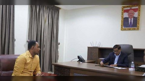 النائب البحسني يناقش مع رئيس فرع نقابة الصحفيين نشاط النقابة والإعلام بوادي وصحراء حضرموت