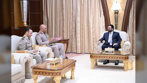 العرادة يبحث مع الملحق العسكري المصري أوجه التعاون الأمني والعسكري