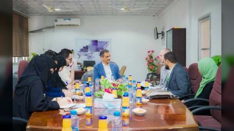 وزير الدولة يبحث مع المدير القطري لمنظمة العطاء المباشر تنفيذ مشاريع للفئات الاكثر احتياجا