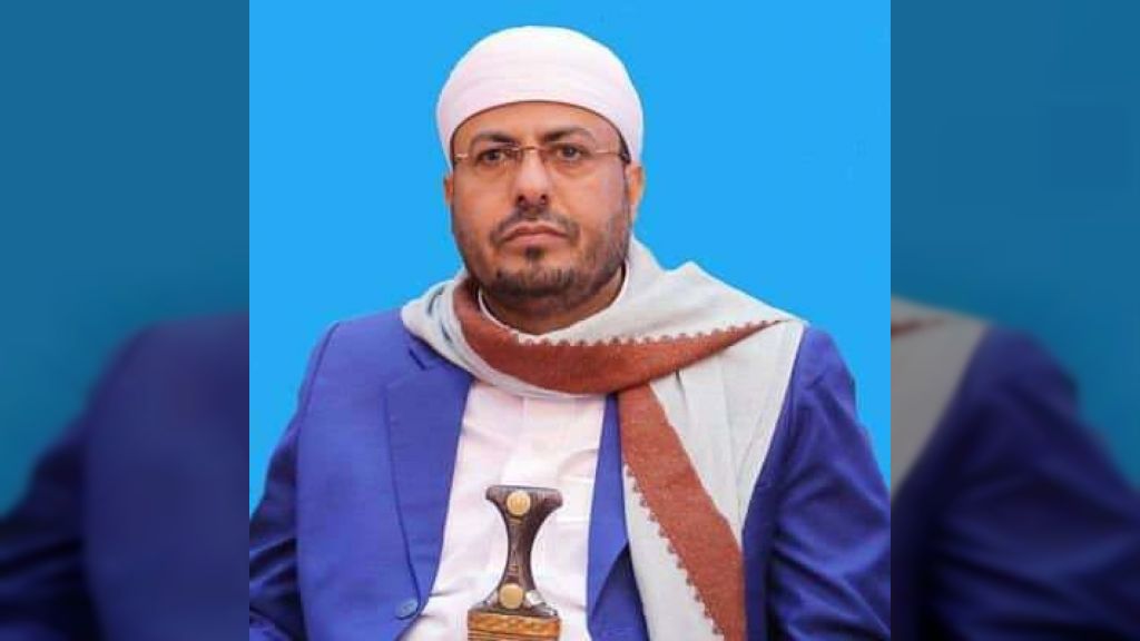 كتاب أعلام يمانية للمؤرخ الكازمي... منهج ينبغي أن يقرر لطلبة الجامعات