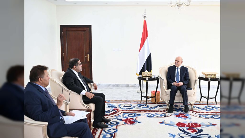 الرئيس العليمي يتسلم تقريرا بشأن مستوى تنفيذ التوجيهات الرئاسية للإفراج عن السجناء