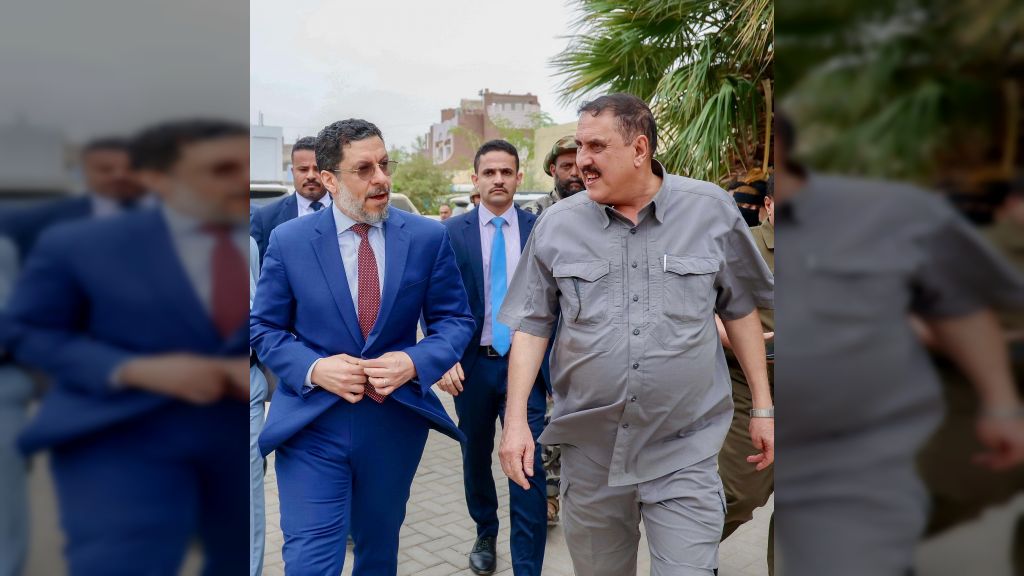 رئيس الوزراء يطلع على سير العمل في أمن عدن ويؤكد على أولوية الملف الأمني