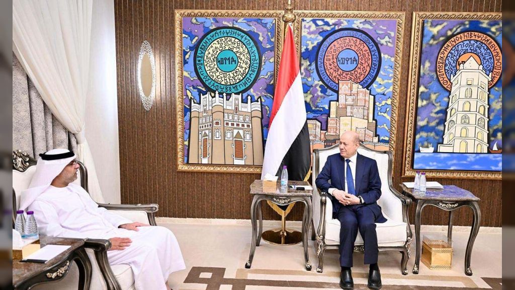 رئيس مجلس القيادة يستقبل سفير دولة الامارات العربية المتحدة