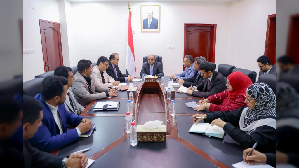 رئيس الوزراء يوجه بتكامل الجهود ورفع مستوى التنسيق القطاعي لمكافحة الأوبئة والحميات