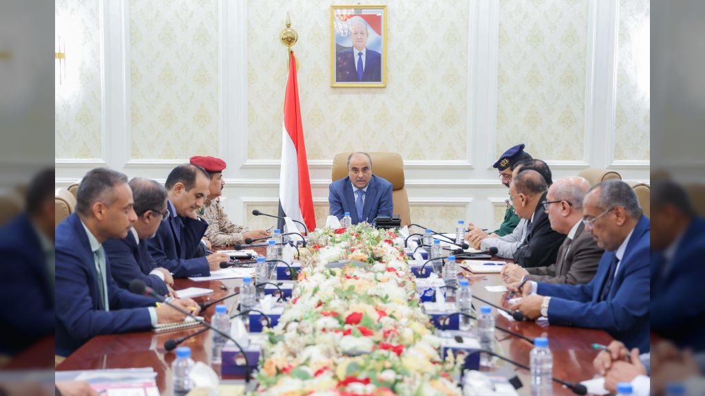 رئيس الوزراء يترأس اجتماع للجنة العليا لمكافحة التهريب
