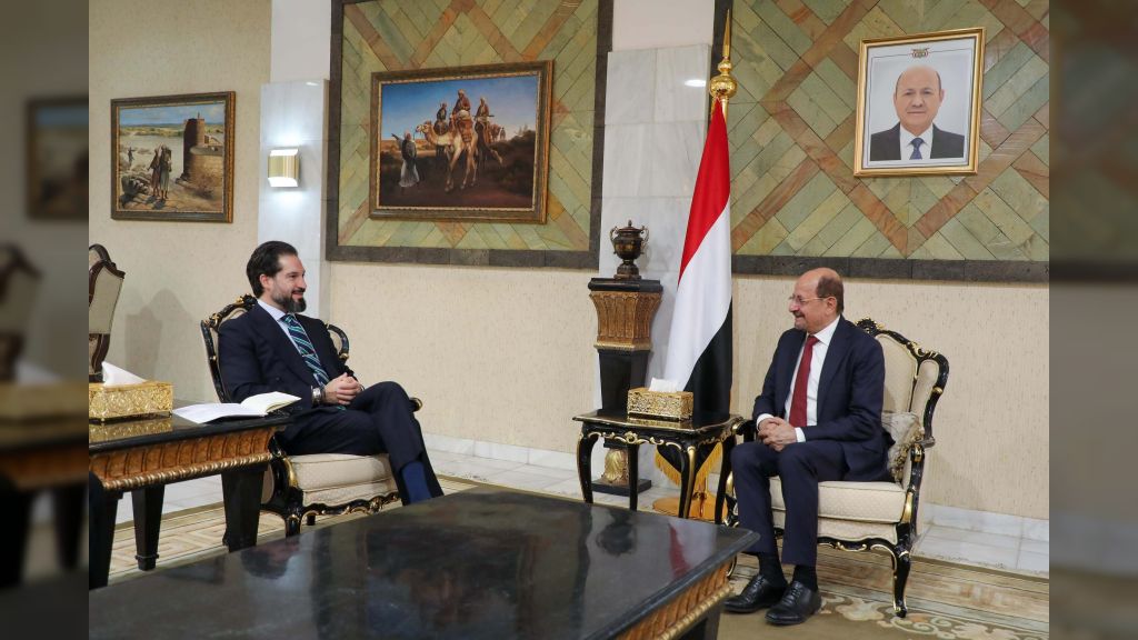 وزير الخارجية يبحث مع القائم بأعمال السفارة الأمريكية دعم جهود الحكومة اليمنية