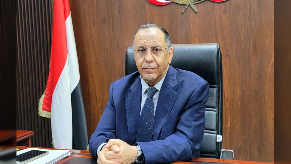وزير الصناعة والتجارة يهيب بالسلطات المحلية والامنية التعاون مع لجان التفتيش لضبط الأسعار
