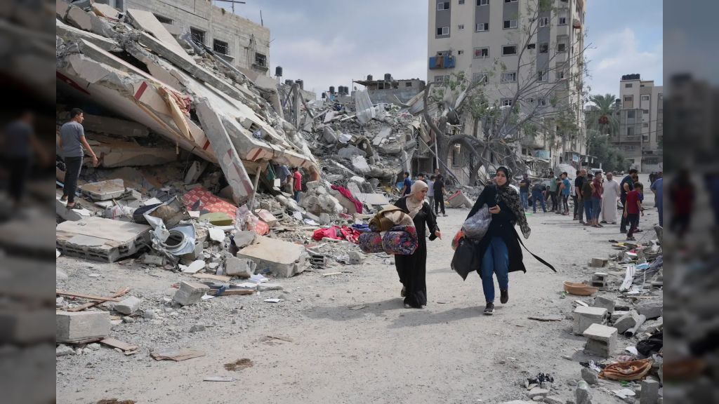 17 امرأة يواجهن الموت... مركز حقوقي يطالب الحكومة اليمنية بالتدخل العاجل لإجلاء رعاياها في غزة