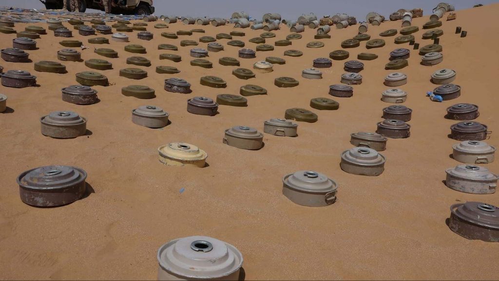 مسام ينفذ عملية لإتلاف أكثر من (6100) لغماً وقنبلة ومخلفات حربية في أبين
