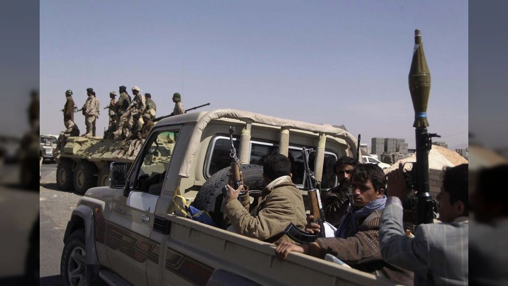 الحوثيون يفرضون الإقامة الجبرية على قيادات من حزب المؤتمر في صنعاء
