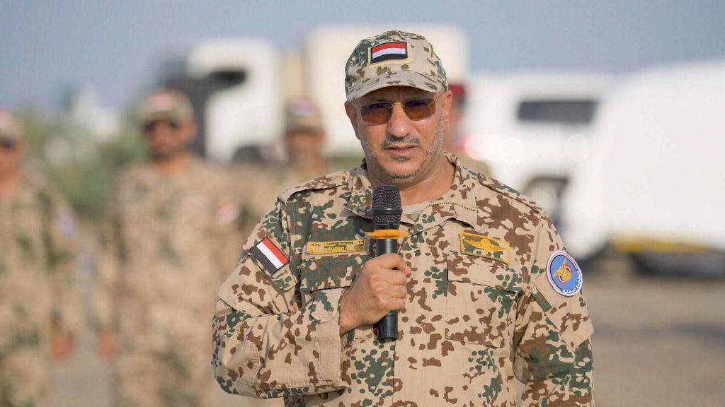 طارق صالح: نطور قدراتنا العسكرية براً وبحرا والسلام لن يتحقق إلا بالقوة