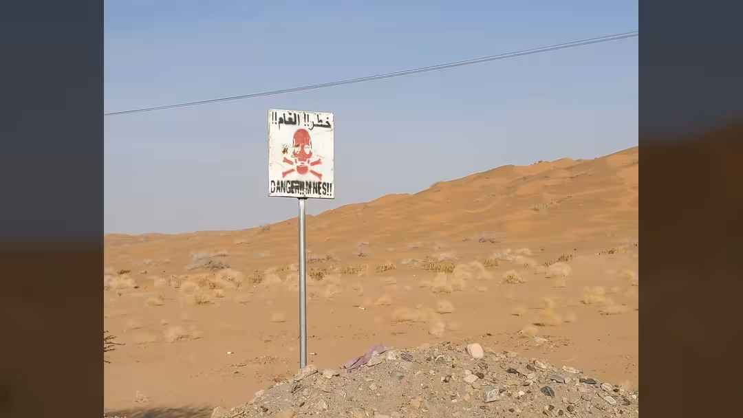 حجة... إصابة طفل بانفجار لغم زرعته مليشيا الحوثي في عبس