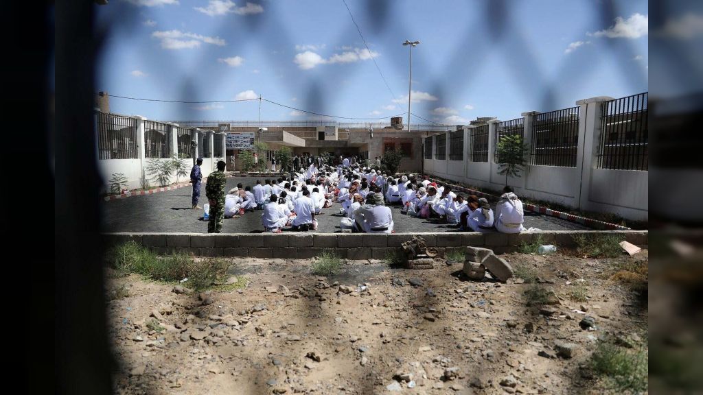 منظمة حقوقية: مليشيا الحوثي اختطفت 138 مدنياً في ذمار منذ سبتمبر الماضي