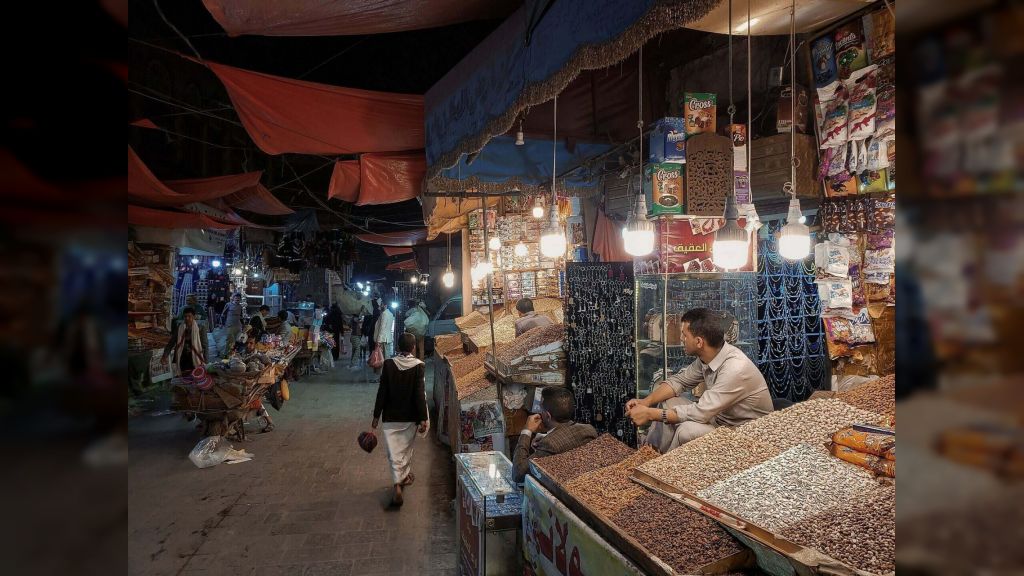 تقرير أممي: ارتفاع كلفة سلة الغذاء في مناطق سيطرة الحوثيين بنحو 17% عن مناطق سيطرة الحكومة