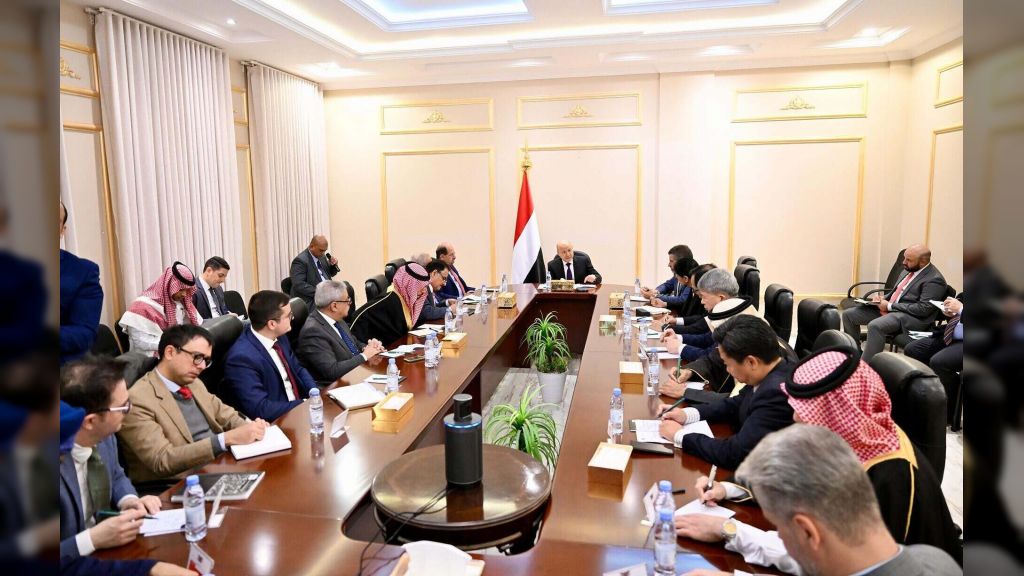 الرئيس العليمي يحث المجتمع الدولي على المساهمة في ترجمة القرارات السيادية الى اجراءات عملية داخل مجلس الأمن