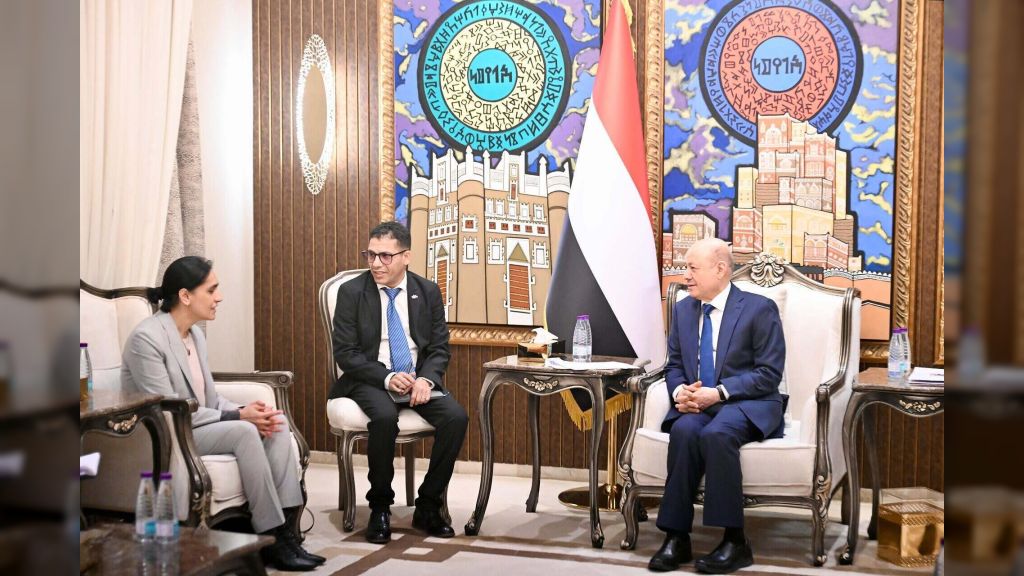 الرئيس العليمي يدعو المجتمع الدولي الى دعم مرحلة جديدة من الشراكة الواعدة في اليمن