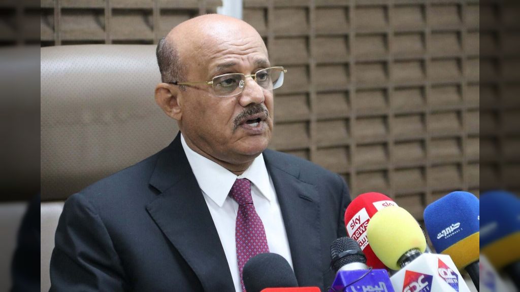 لجنة تمويل الواردات تشدد على المستوردين والبنوك ضرورة الالتزام بالضوابط والآليات