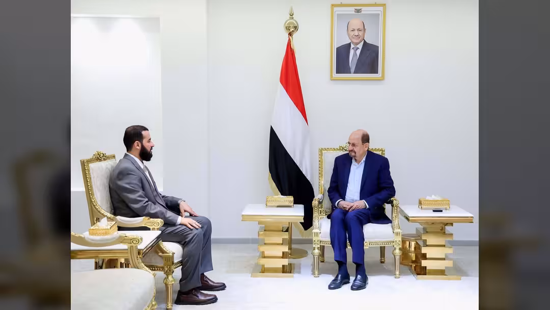 رئيس الوزراء يلتقي محافظ أبين الجديد ويؤكد تكامل الجهود للنهوض بالمحافظة