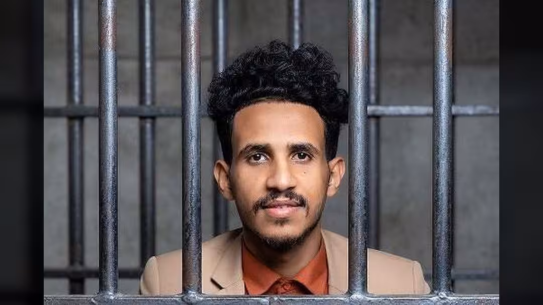 إب... مليشيات الحوثي تختطف مصور بعد توثيقه انهيار مبنى آثري في يريم