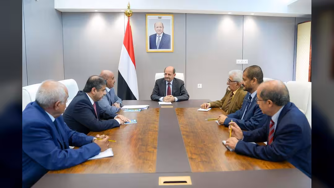 رئيس الوزراء يؤكد دعم استقلالية البنك المركزي ودوره في تحقيق الاستقرار المالي والنقدي