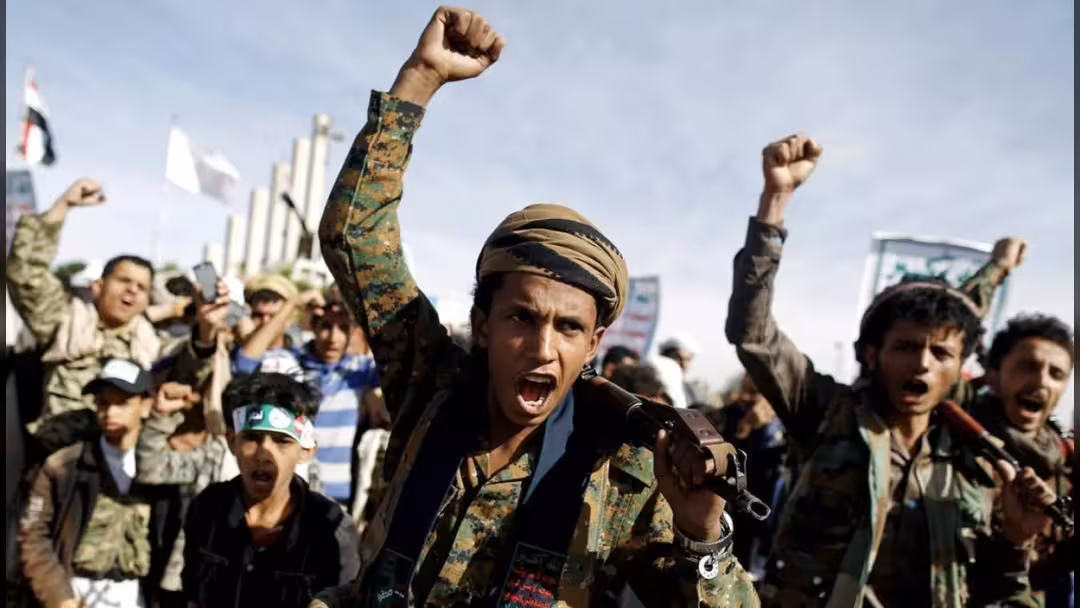 الحوثيون يلزمون طلاب محافظة إب المشاركة في مراكزها الصيفية كشرط للالتحاق في المدارس العام القادم