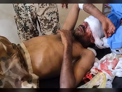 إصابة مدني جراء قصف بطائرة مسيّرة حوثية استهدف قرية في مقبنة غرب تعز