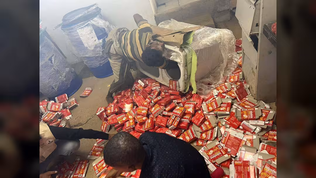 الجمارك تحبط تهريب مواد كيميائية خطرة وأدوية مقيدة في منفذ الوديعة