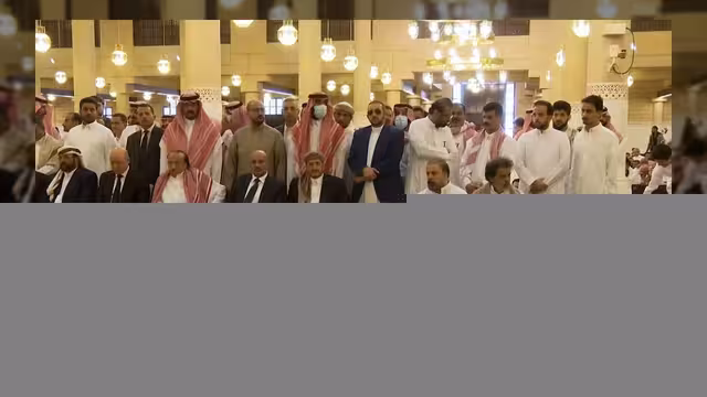 الرئيس العليمي يشارك في مراسم تشييع جثمان الرئيس السابق هادي