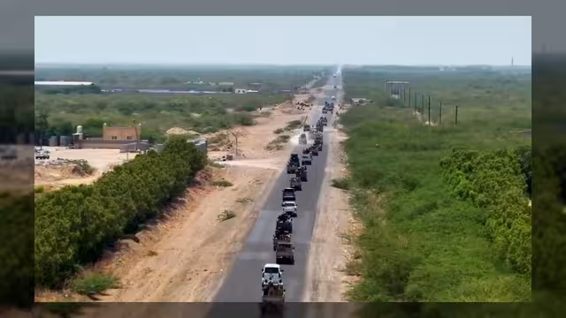 موكب جنائزي مهيب يشيع جثمان الشهيد العميد يحيى وحيش بالخوخة