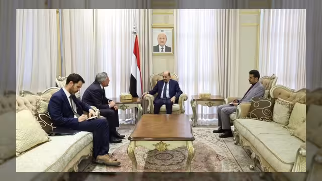 الزنداني يبحث مع رئيس بعثة الاتحاد الأوروبي تعزيز الشراكة ودعم الإصلاحات