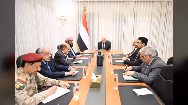 مجلس الدفاع الوطني يقر حزمة إجراءات لدعم معركة التحرير واستئناف تصدير النفط