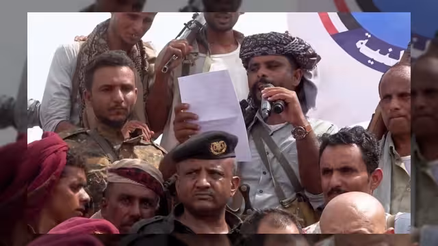 أبناء الوازعية يعلنون تأييدهم لخيارات استكمال معركة التحرير وحماية السيادة