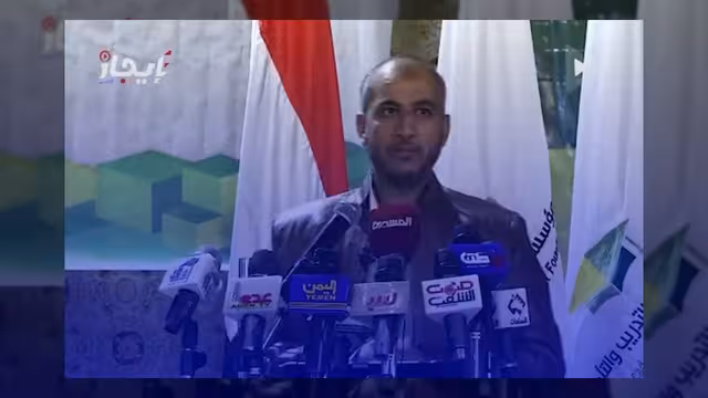 وكيل صحة سابق بالحوثيين يعلن توبته من التشكيك في اللقاحات