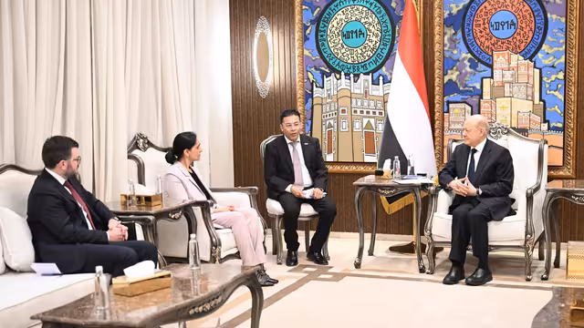 رئيس مجلس القيادة: اليمن دخل مرحلة جديدة من استعادة المبادرة وبناء الدولة