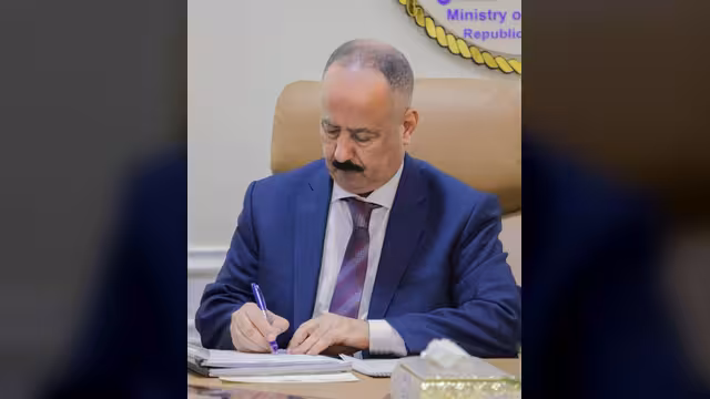وزير النقل: الهجوم الحوثي على ميناء المخا اسفر عن سقوط شهداء وجرحى وخلف اضرار كبيرة بالبنية التحتية