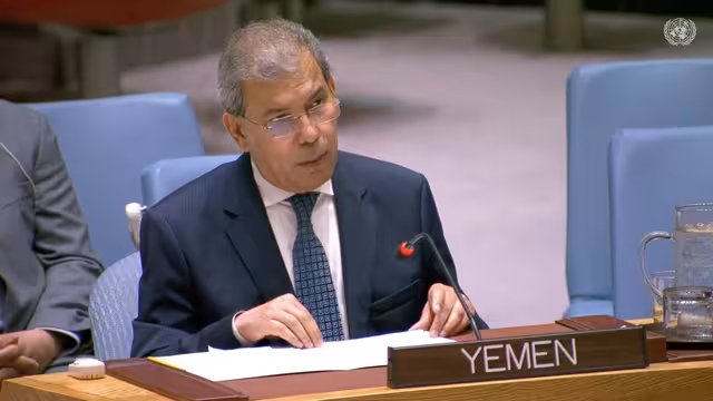 الحكومة : لن نقبل باستمرار نهج الابتزاز والتهديد والوعيد واستقرار اليمن يشكل الضمانة الأساسية لأمن المنطقة والعالم