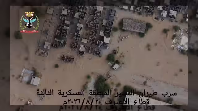 مشاهد توثق استهداف القوات المسلحة اليمنية لمواقع وتجمعات الحوثيين