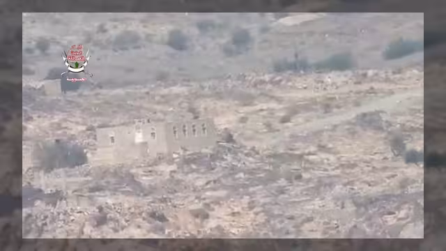قوات العمالقة تدمر طقماً حوثياً وتقتل طاقمه في جبهة البيضاء