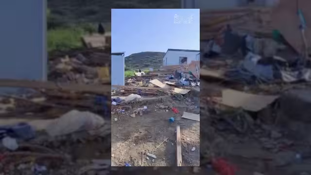 مسيّرة حوثية تفرغ مخيم نازحين وتجبرهم على النزوح مجدداً