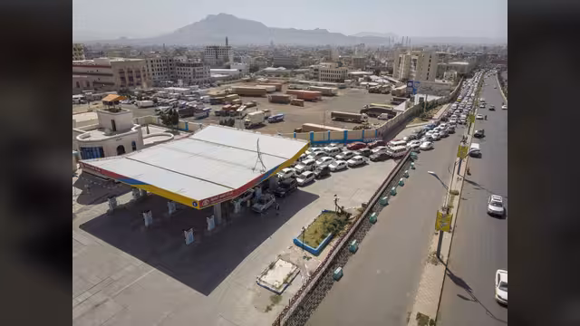 مليشيا الحوثي تفرض زيادة جديدة على أسعار المشتقات النفطية