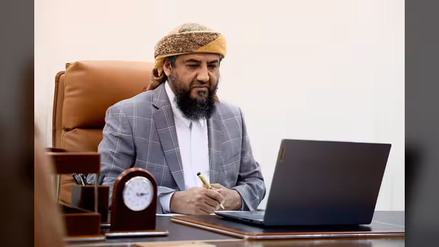 المحرمي: القوات المسلحة ضربت أروع الأمثلة في البسالة والثبات وأسقطت أوهام المليشيات الحوثية