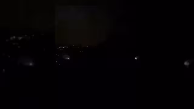الطيران الحربي يستهدف مواقع وتعزيزات عسكرية للحوثيين جنوبي تعز