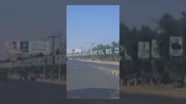 الحوثيون يستبدلون صور قتلاهم بصور جديدة في شوارع صنعاء